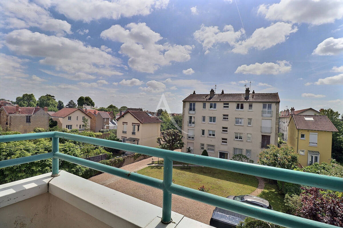 Appartement à MAISONS-LAFFITTE