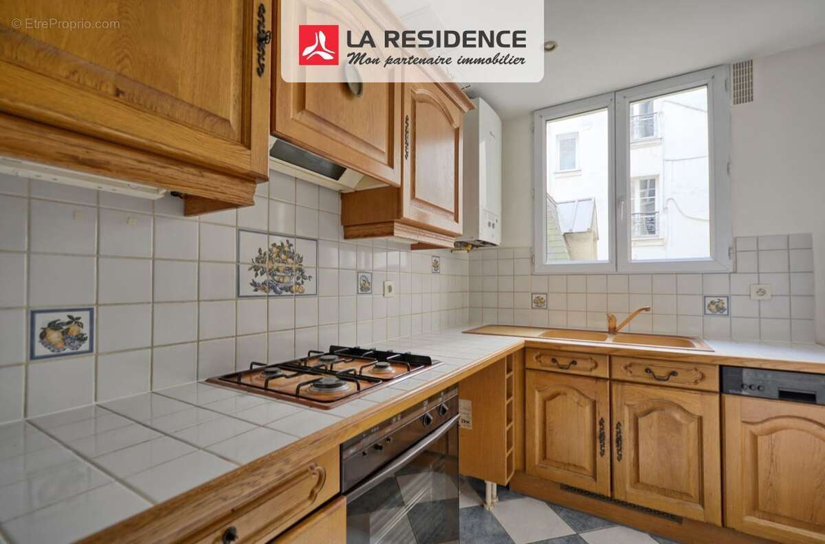 Appartement à PARIS-11E