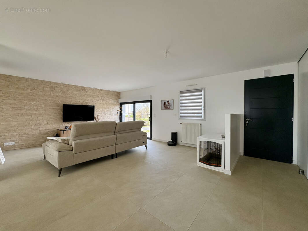 Maison à GRANDCHAMPS-DES-FONTAINES