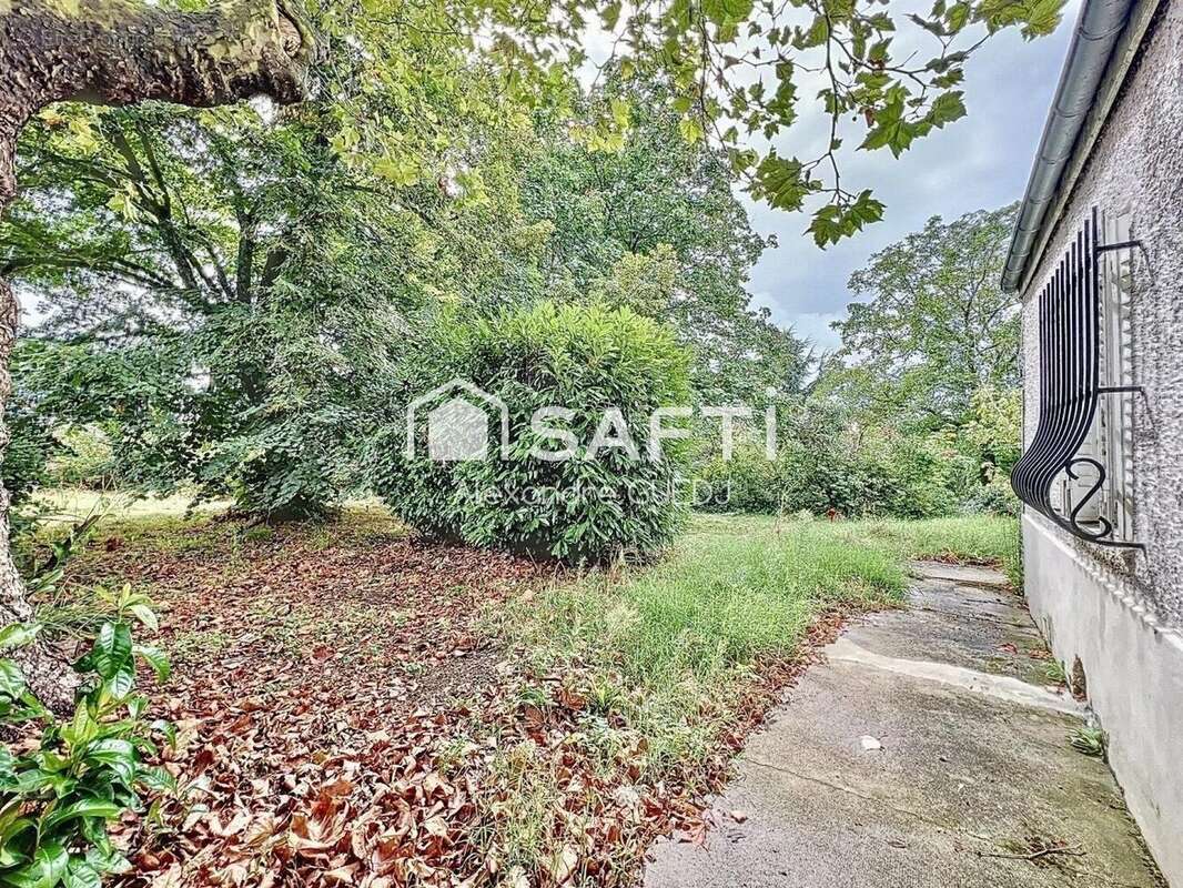 Photo 4 - Appartement à RILLIEUX-LA-PAPE