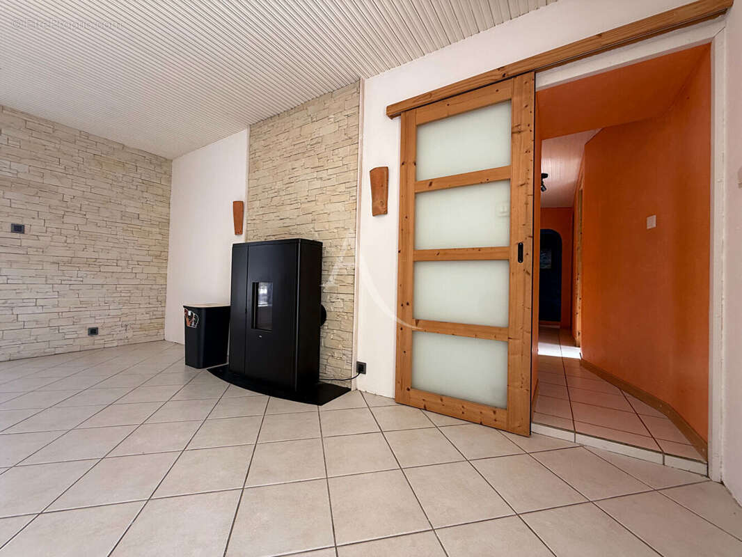 Maison à SAINT-MAIXENT-SUR-VIE