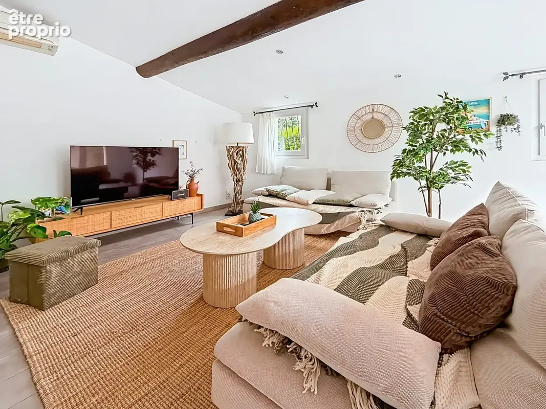 Coudoux   Maison T4 en pierre avec piscine et jardin arboré - photo 1