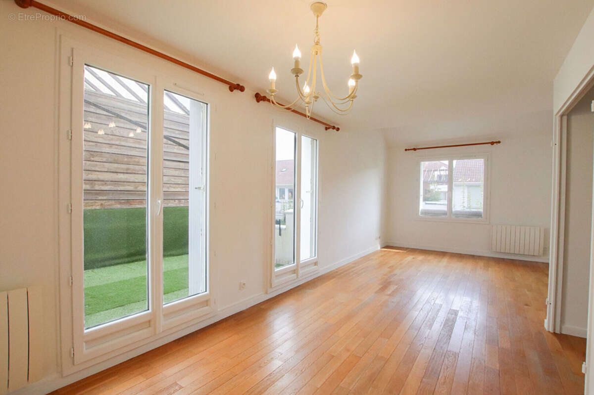 Appartement à GIF-SUR-YVETTE