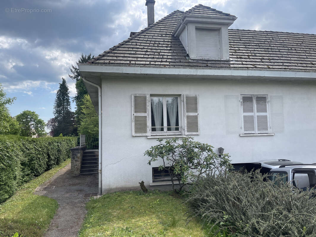 Maison à SAINT-LOUP-SUR-SEMOUSE