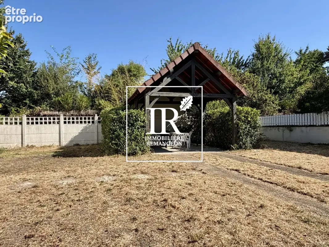 Maison 145 m² à Vierzon  - photo 2