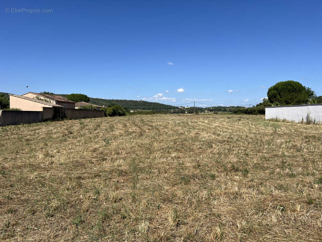 Terrain à PONT-SAINT-ESPRIT