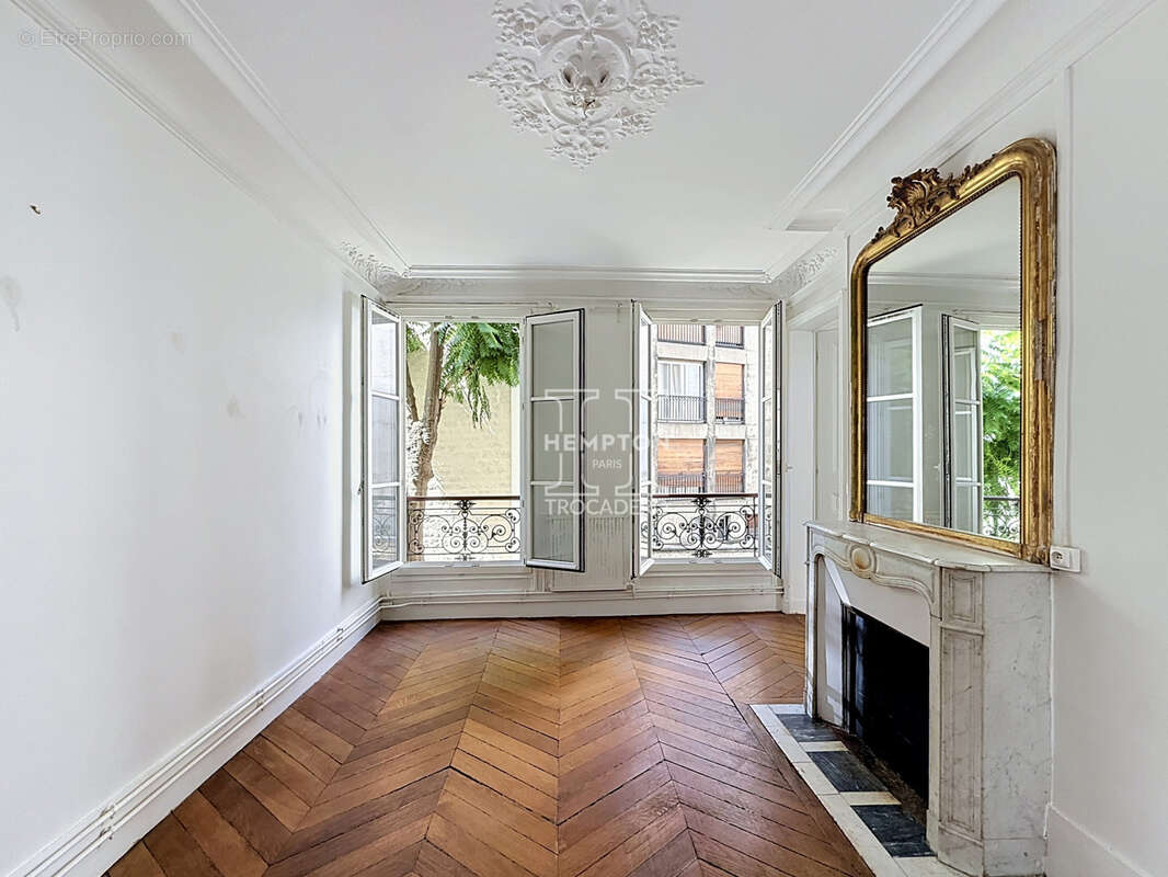 Appartement à PARIS-6E