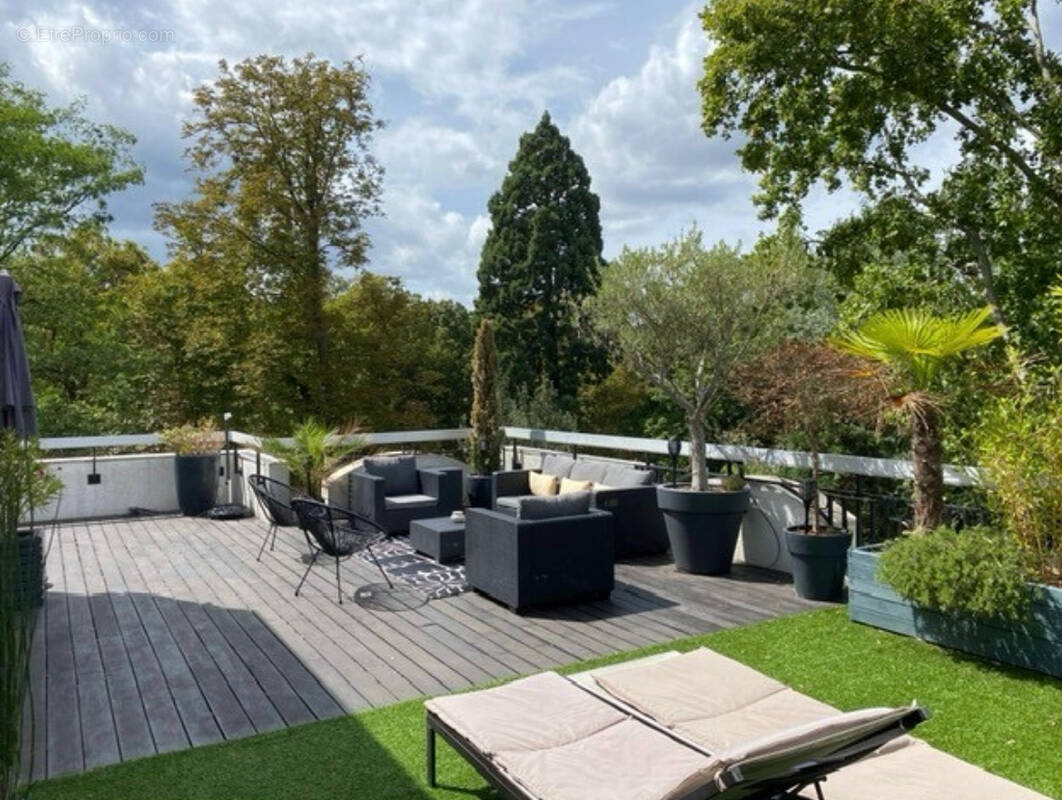 Appartement à SURESNES