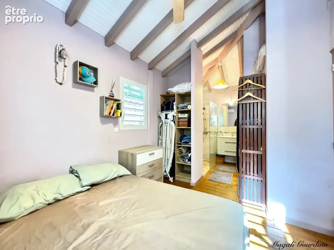 A vendre - bungalow entierement meuble et equipe avec terrain de 575m2 – saint francois - photo 4