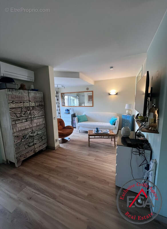 Salon - Appartement à LA CROIX-VALMER