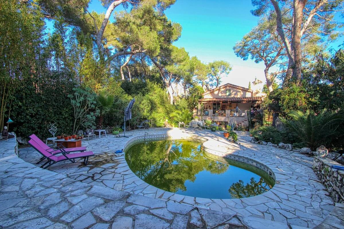 Maison à SAINT-JEAN-CAP-FERRAT