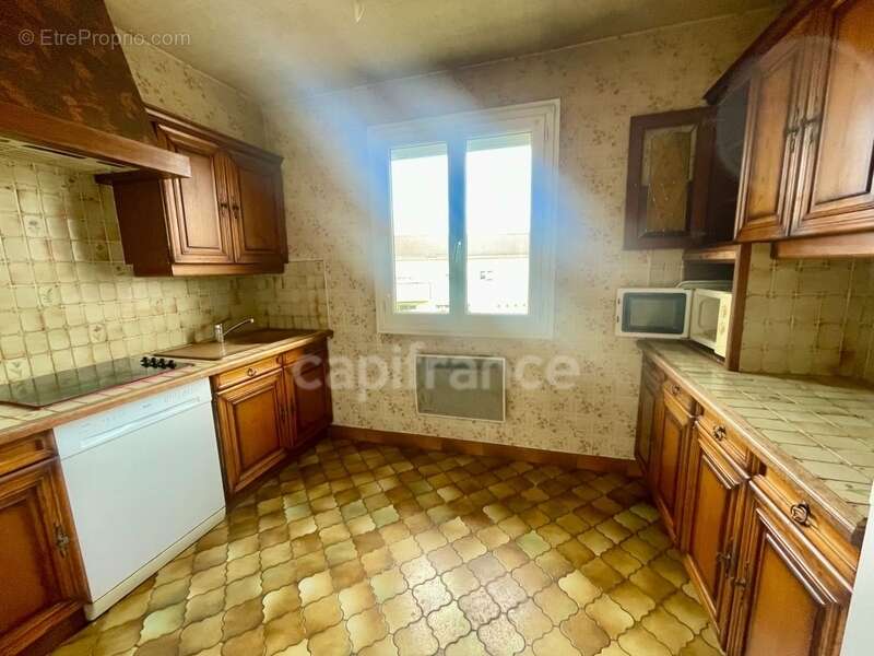 Maison à SAINT-LEU-D&#039;ESSERENT