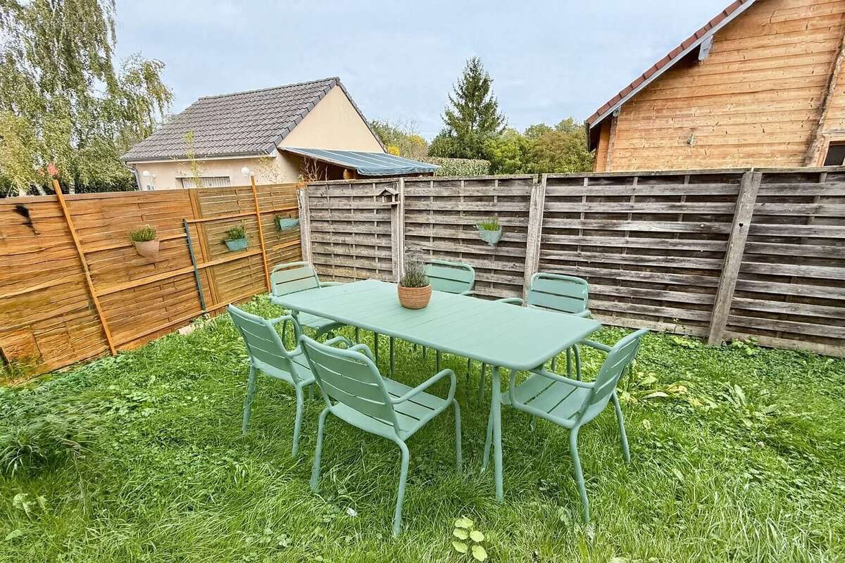 Appartement à COURTERANGES