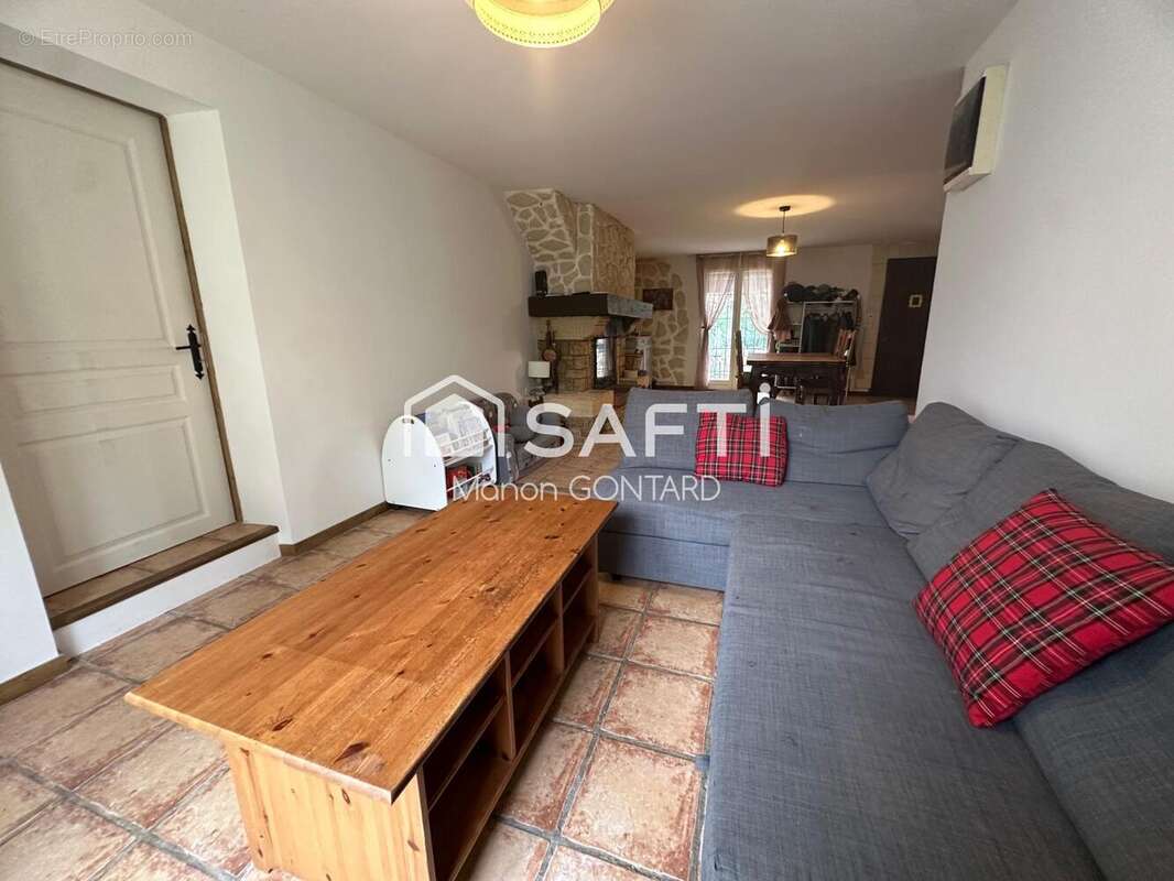 Photo 6 - Maison à SEILLONS-SOURCE-D&#039;ARGENS