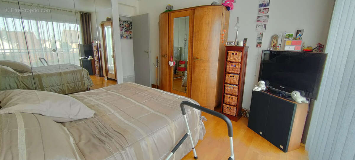 Appartement à LOUVRES