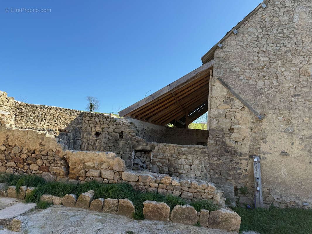 Maison à CHARENSAT