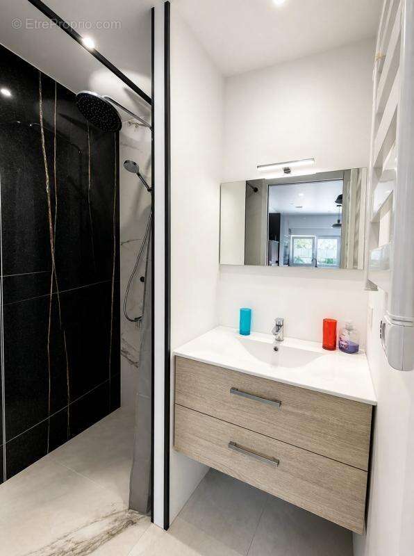 Maison de 10 pièces de 200 m² à Bourges - photo 11