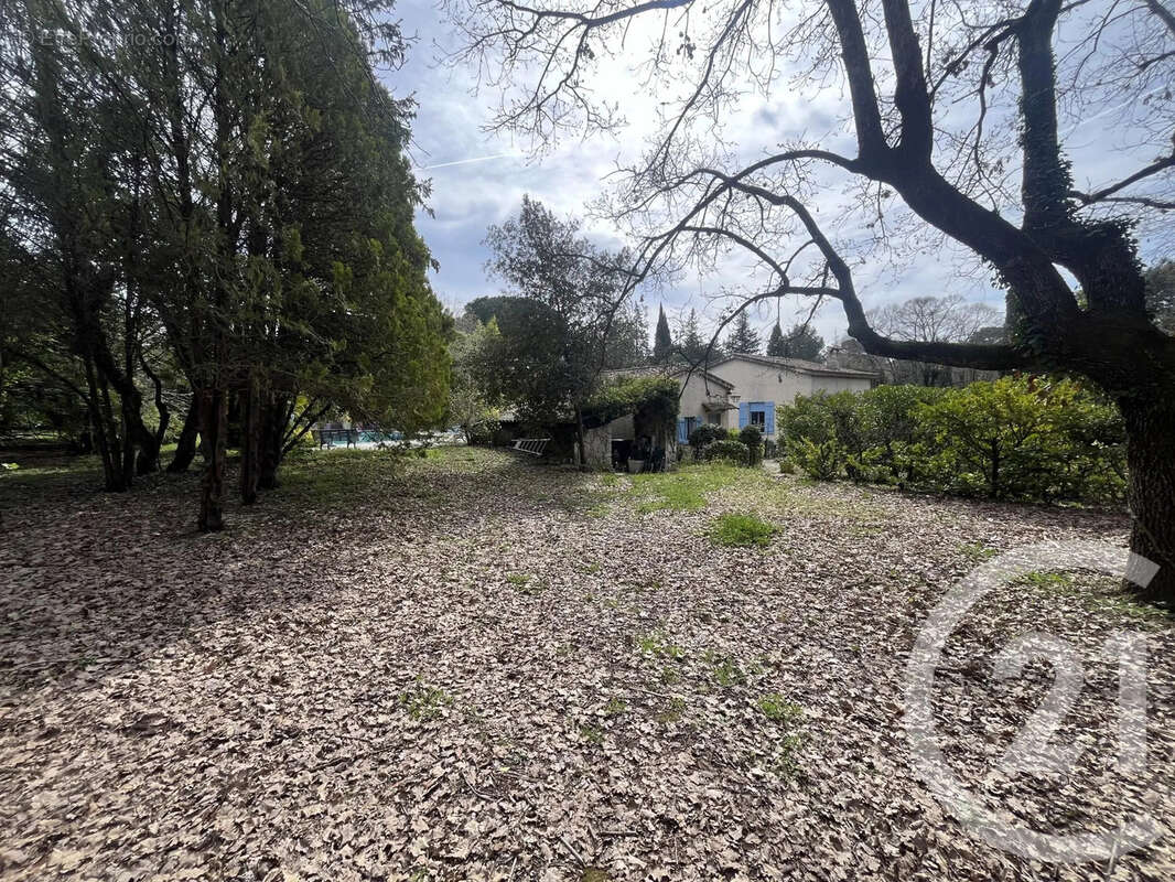 Maison à ROQUEFORT-LES-PINS