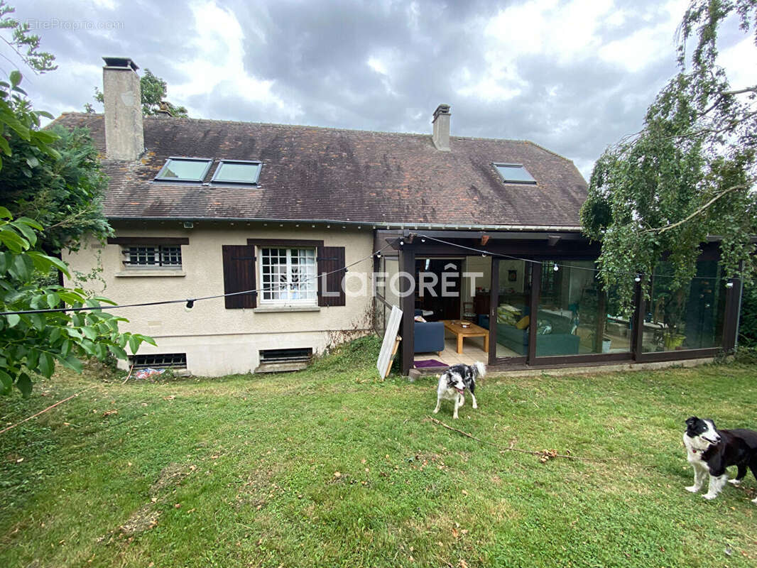 Jolie maison Rolleboise 8 pièces de 165 m² - photo 15