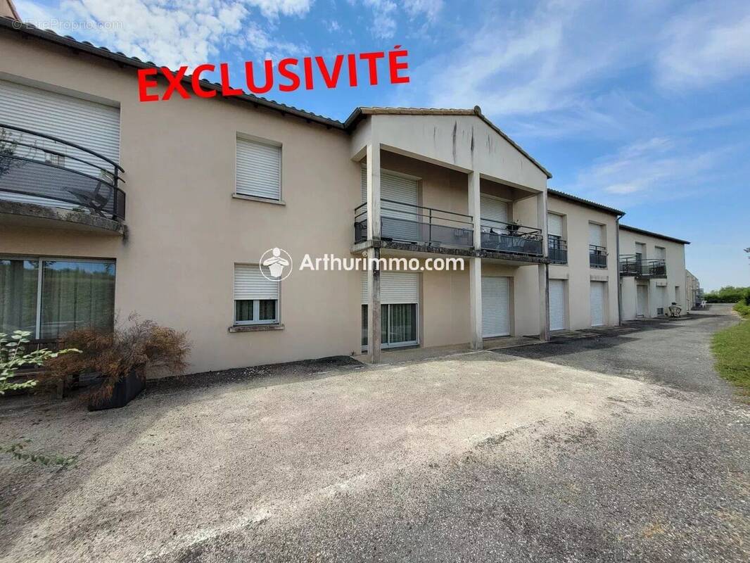 Appartement à SAINT-JEAN-D'ANGELY