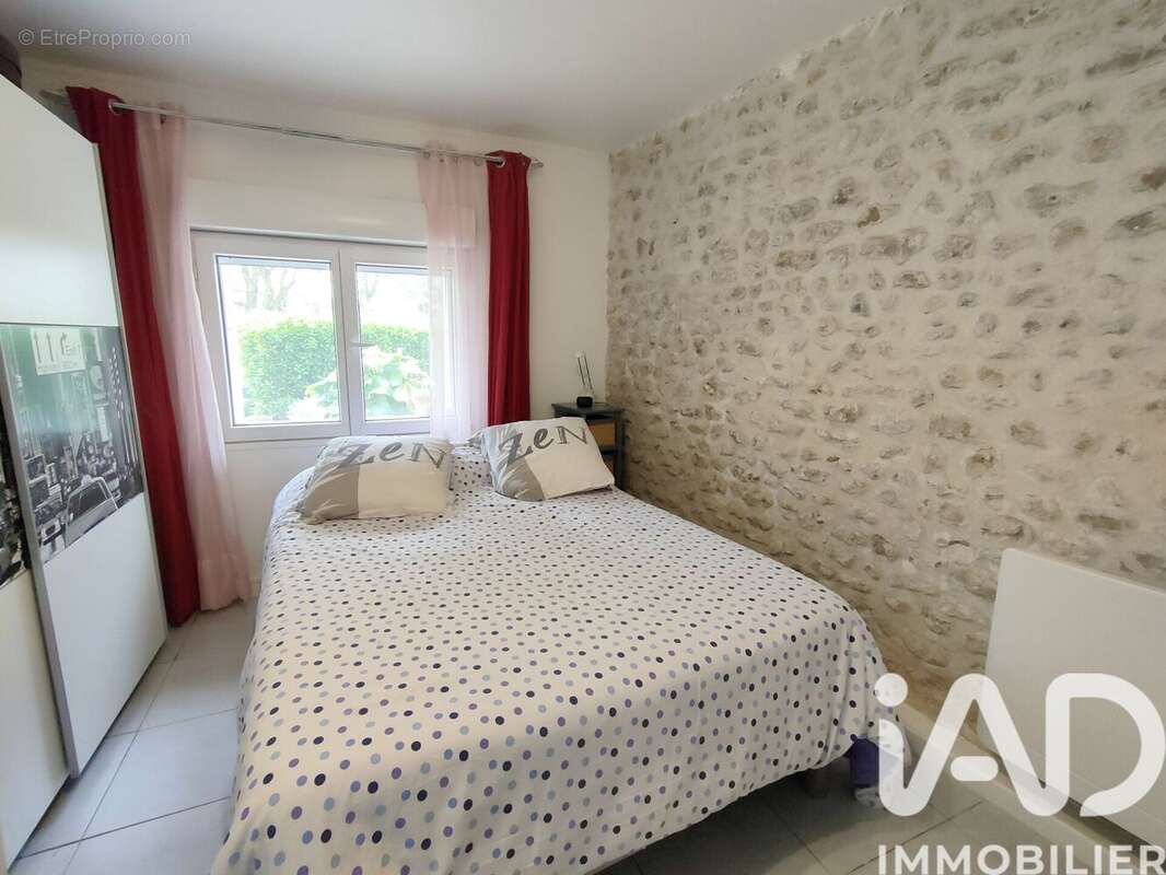 Photo 9 - Maison à CHENAC-SAINT-SEURIN-D'UZET