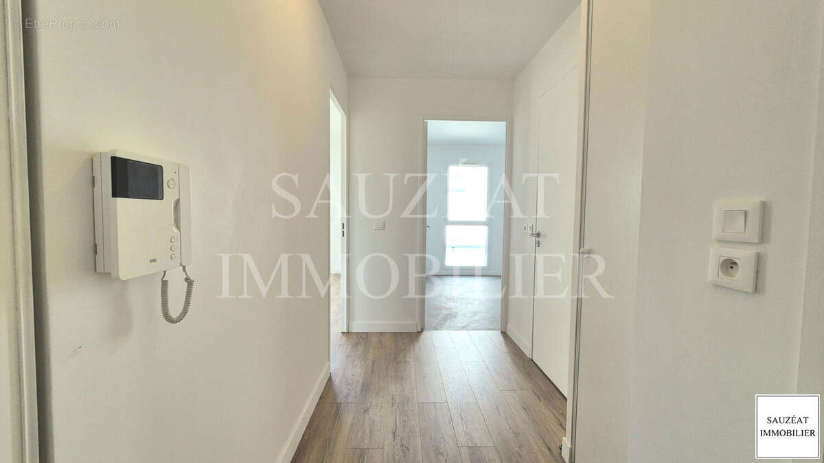 Bagneux - Appartement avec balcon - photo 10