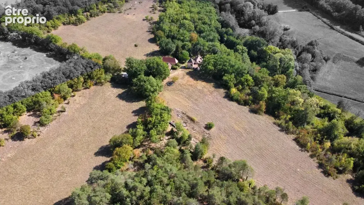 Maison en pierre, grange et dependance sur plus de 10 hectares sans voisinage - photo 19