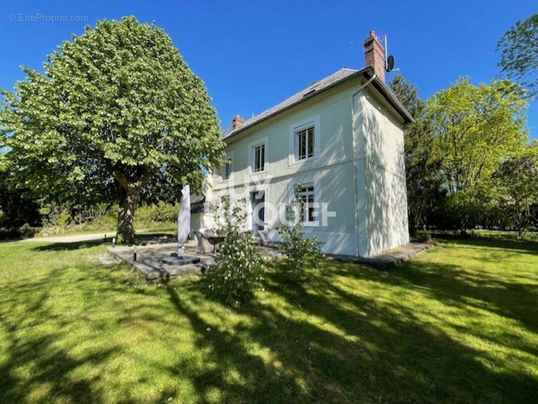 Maison à BERNAY