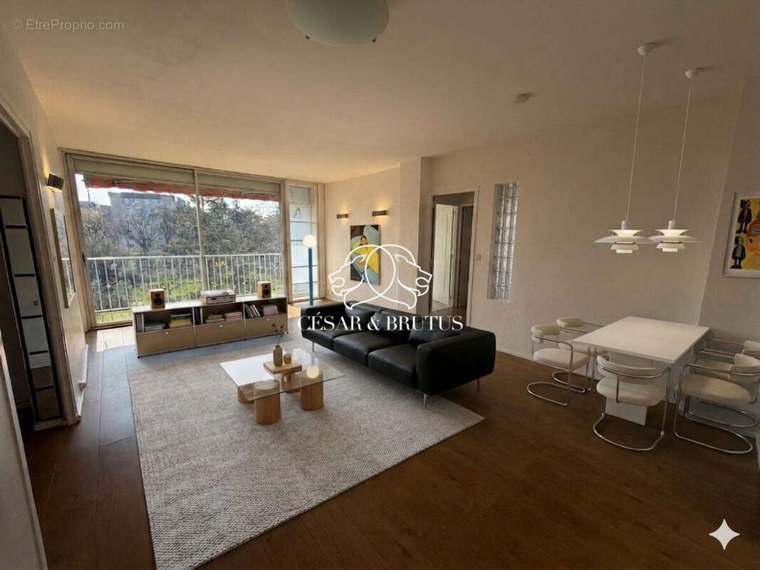 Appartement à CHAMPAGNE-AU-MONT-D'OR