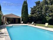 Maison à FONTVIEILLE