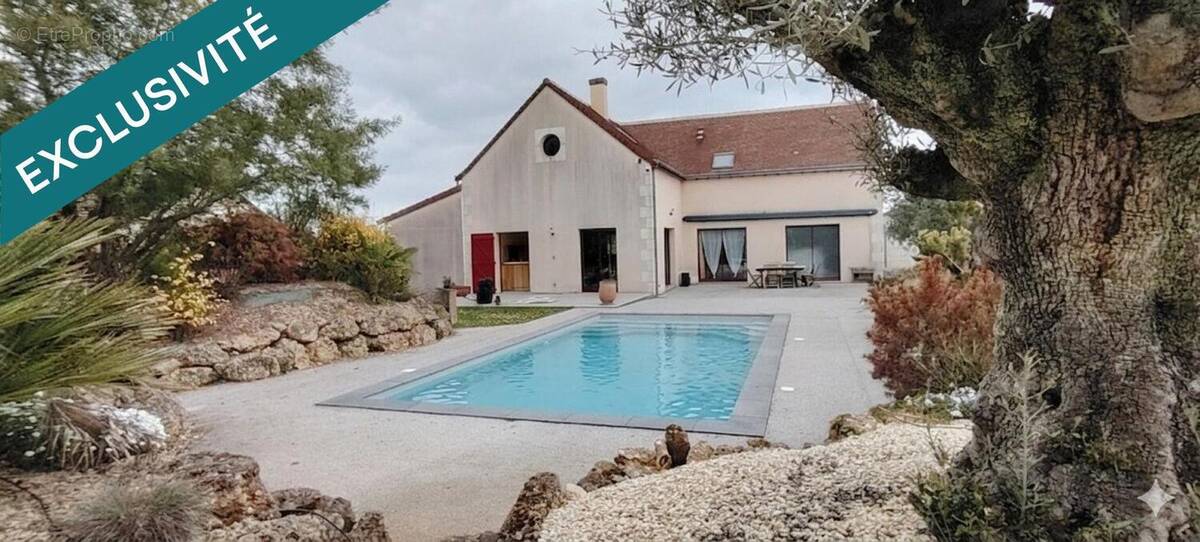 Photo 1 - Maison à CHATELLERAULT