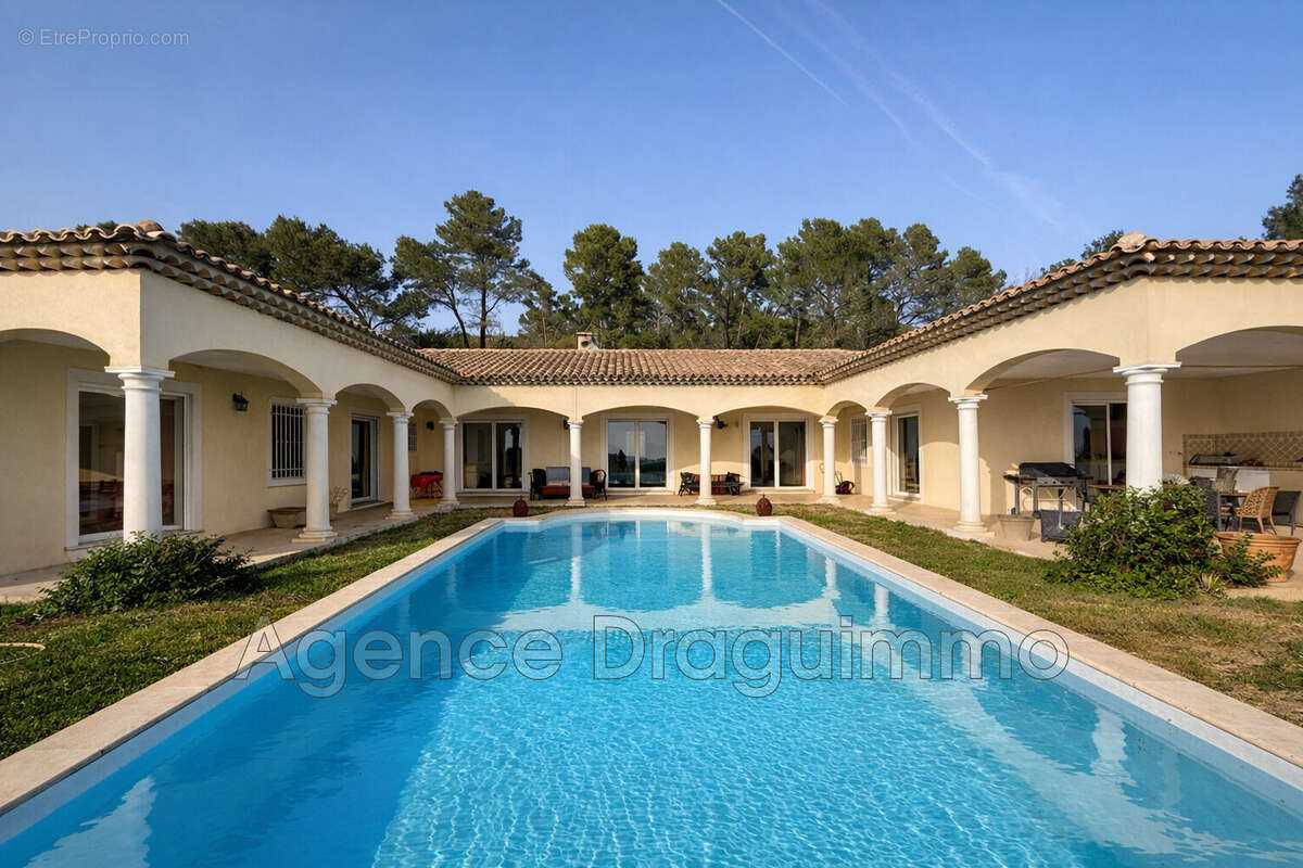 Maison à DRAGUIGNAN