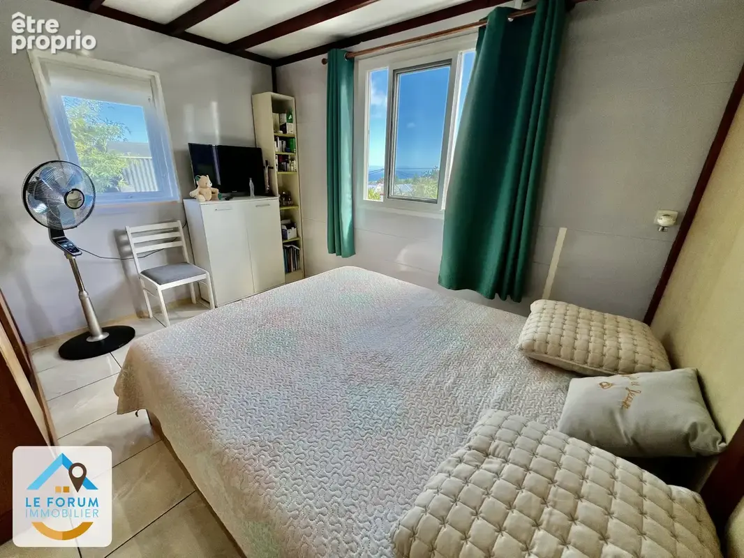 Petite ile 97429 - maison t3 - beaux volumes - proche des commodités - photo 6