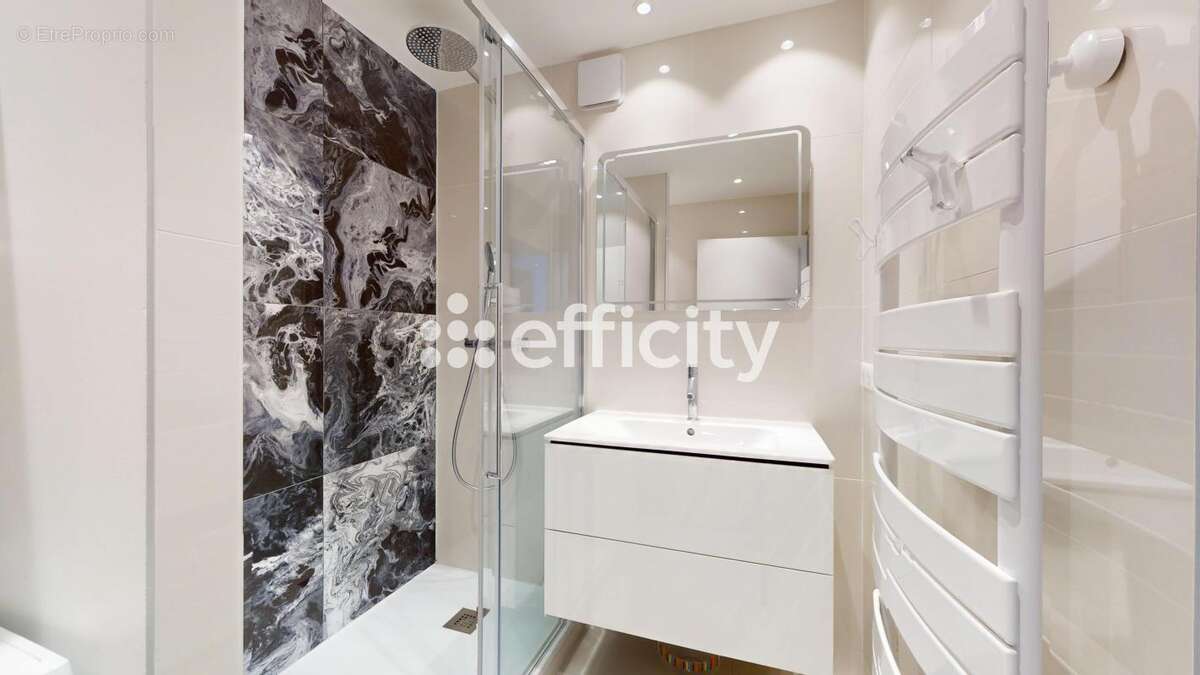 Appartement à LYON-6E