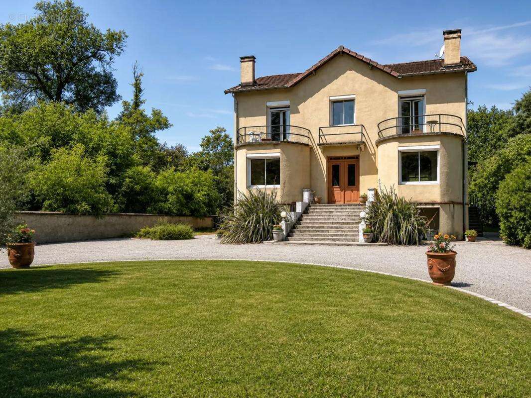 Maison de 7 pièces de 207 m² à Rieux-Volvestre - photo 11