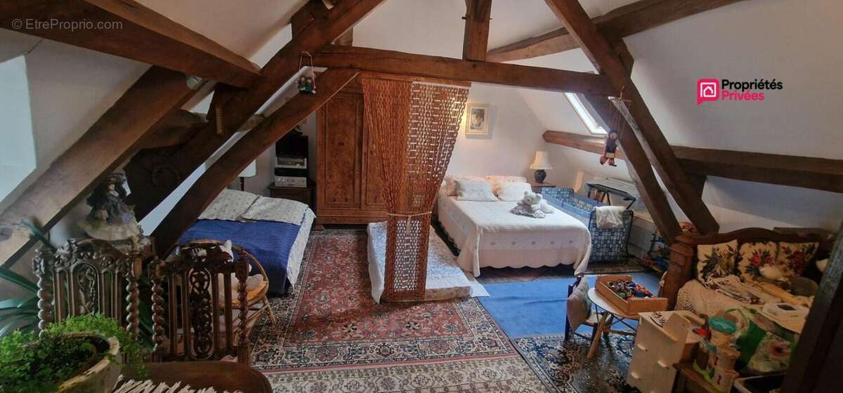 Maison à MEUSNES