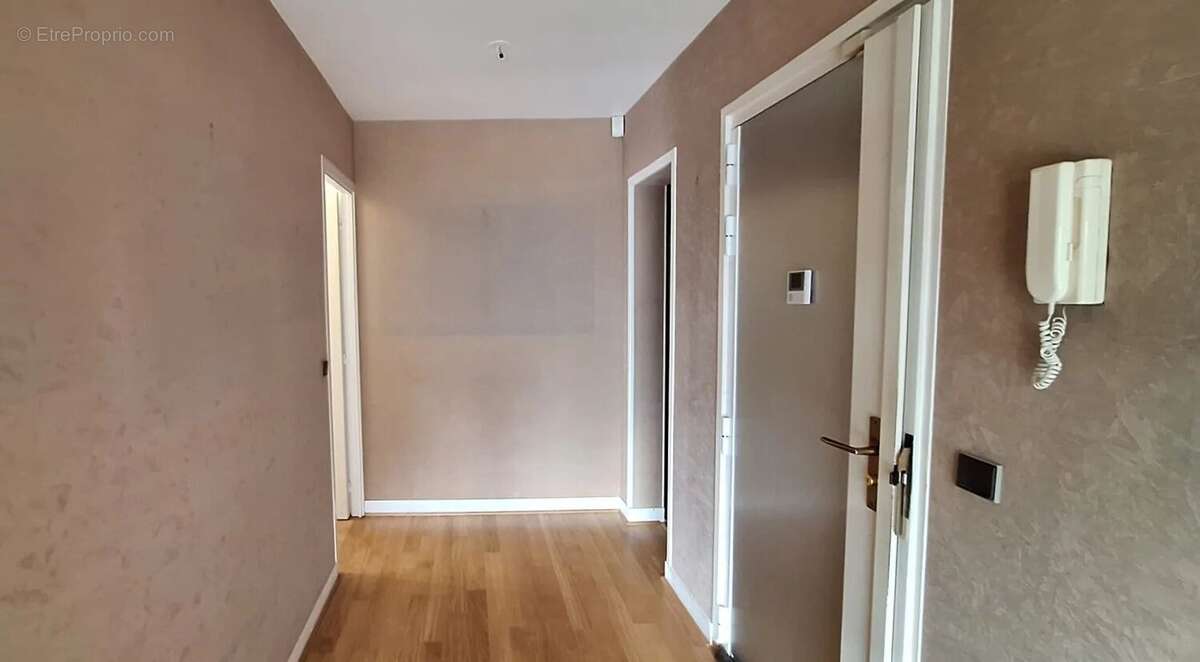 113 m² avec terrasse de 50m² - photo 4