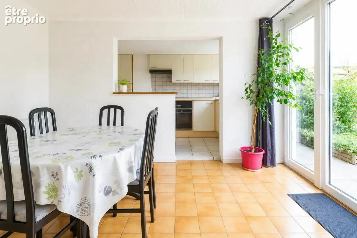 Maison de ville - 5 pièces de 101 m² à Coignières - photo 4