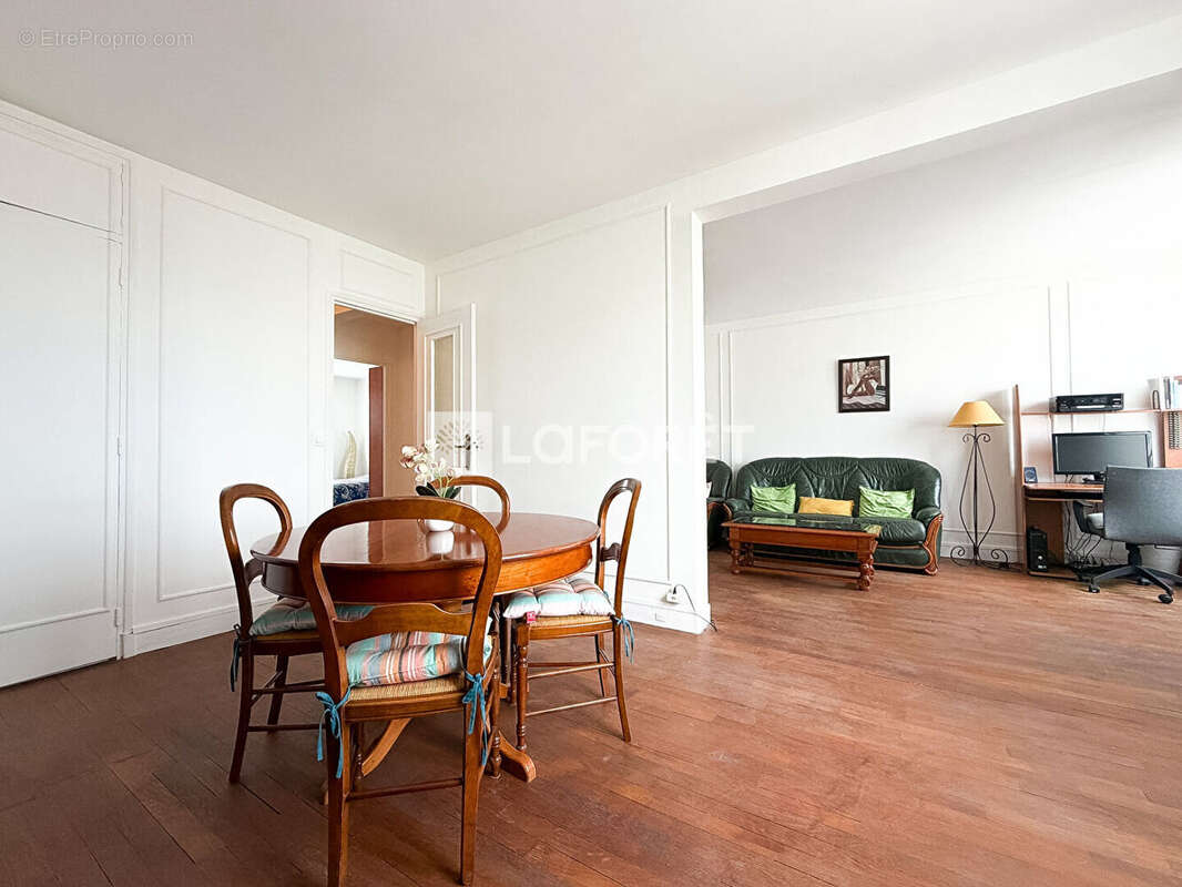 Appartement à MONTROUGE
