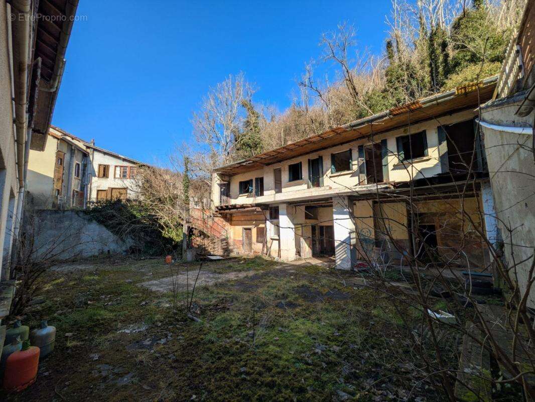 Appartement à AUBIN