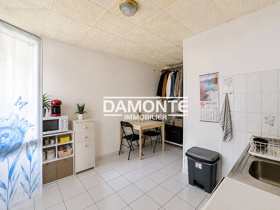 Appartement à SAINTE-SAVINE