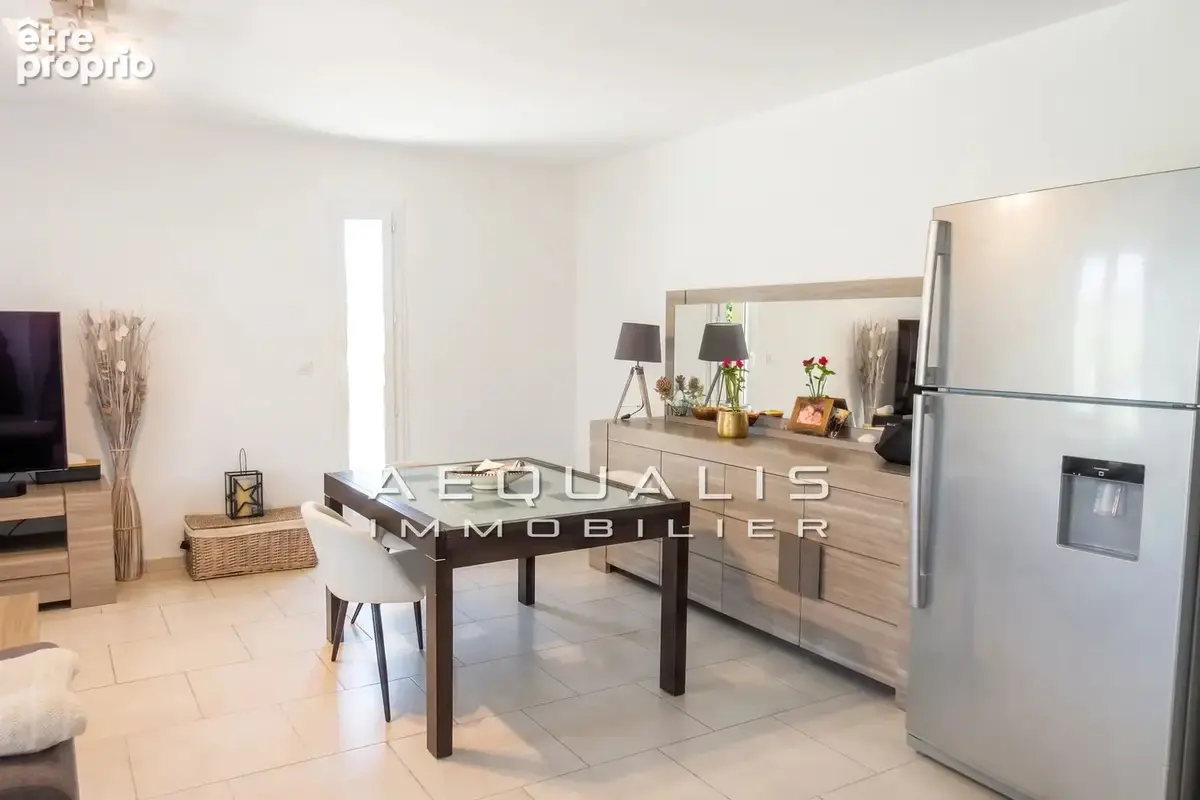 Appartement 94 m² à Saint-Laurent-Du-Var  - photo 5