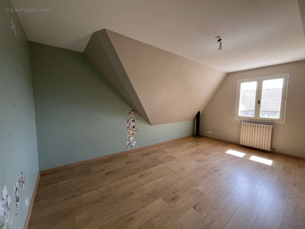 Maison 150 m² à Tour-En-Bessin  - photo 11
