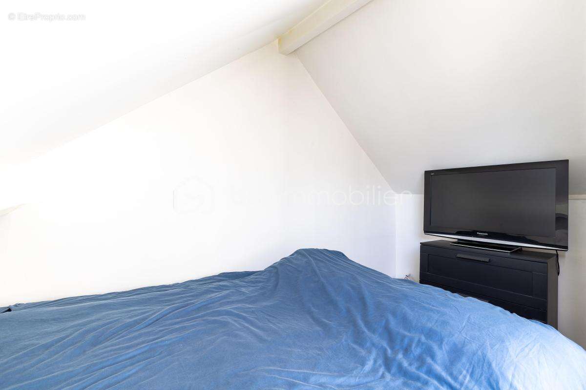 Appartement à PEROY-LES-GOMBRIES