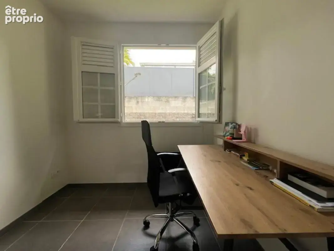 Villa creole 5 pièces (109m²) avec terrasse et piscine - ducos quartier bac - photo 13
