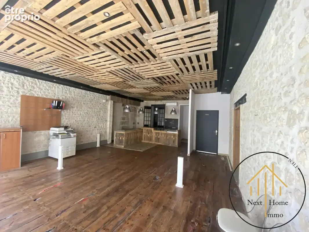 Appartement 187 m² à Chalais  - photo 4