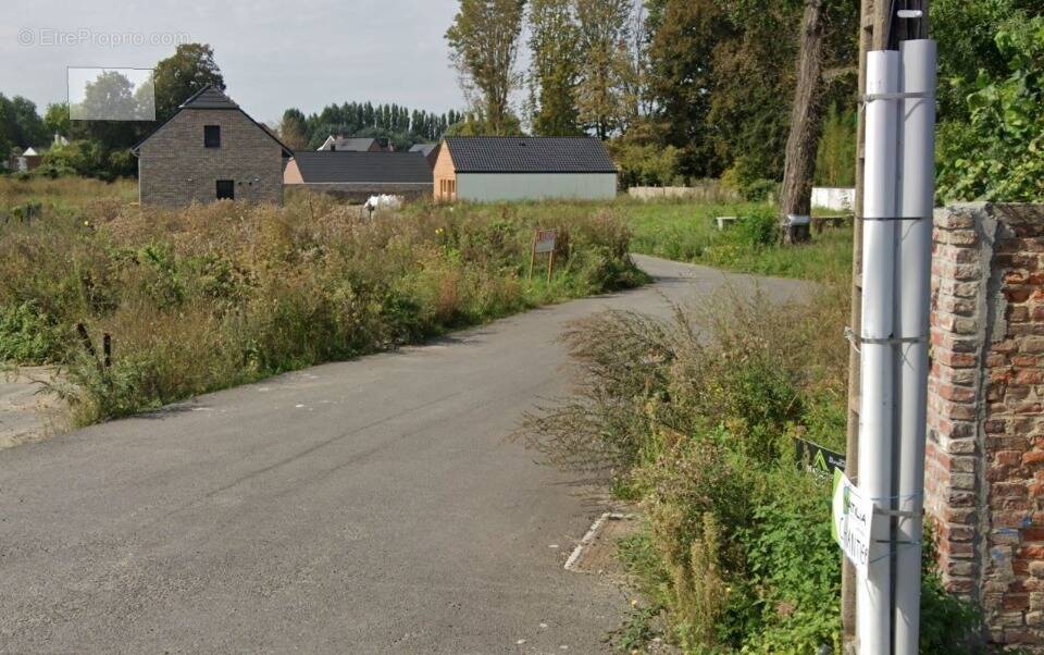 Terrain à RUMAUCOURT