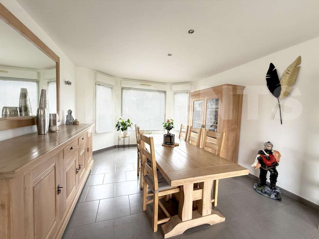 SAM - Maison à DIEVAL