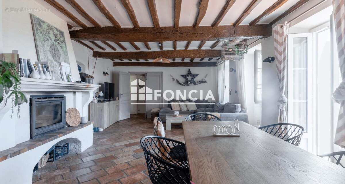 Maison à AURIBEAU-SUR-SIAGNE