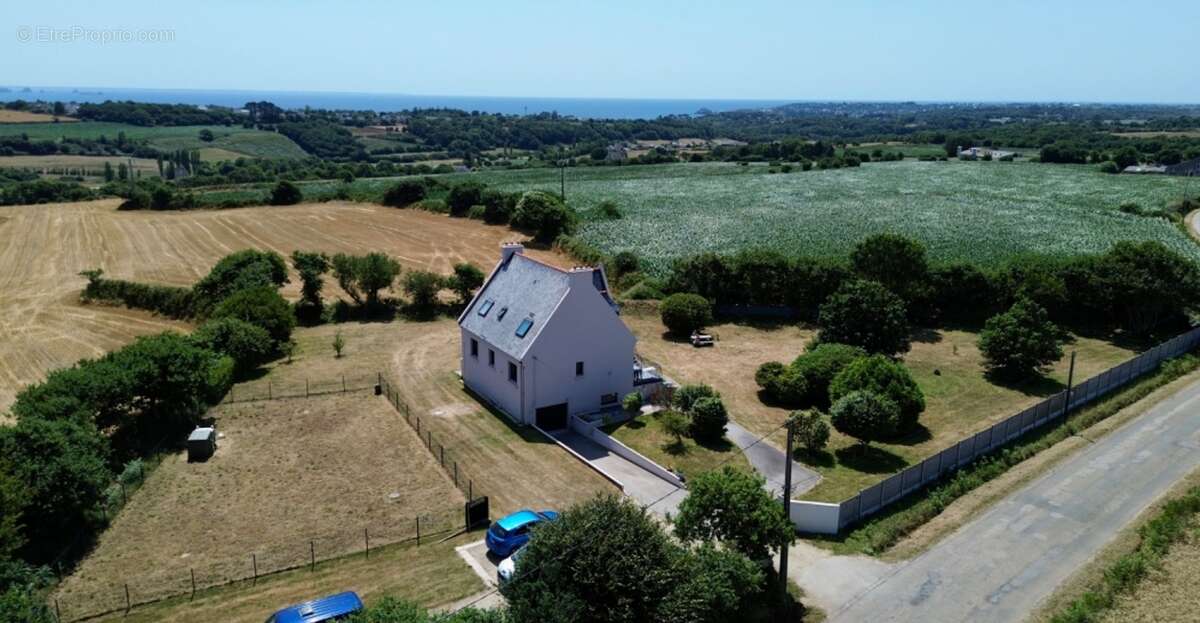 Maison à vendre 8 pièces LOCMARIA PLOUZANE (29) - photo 3